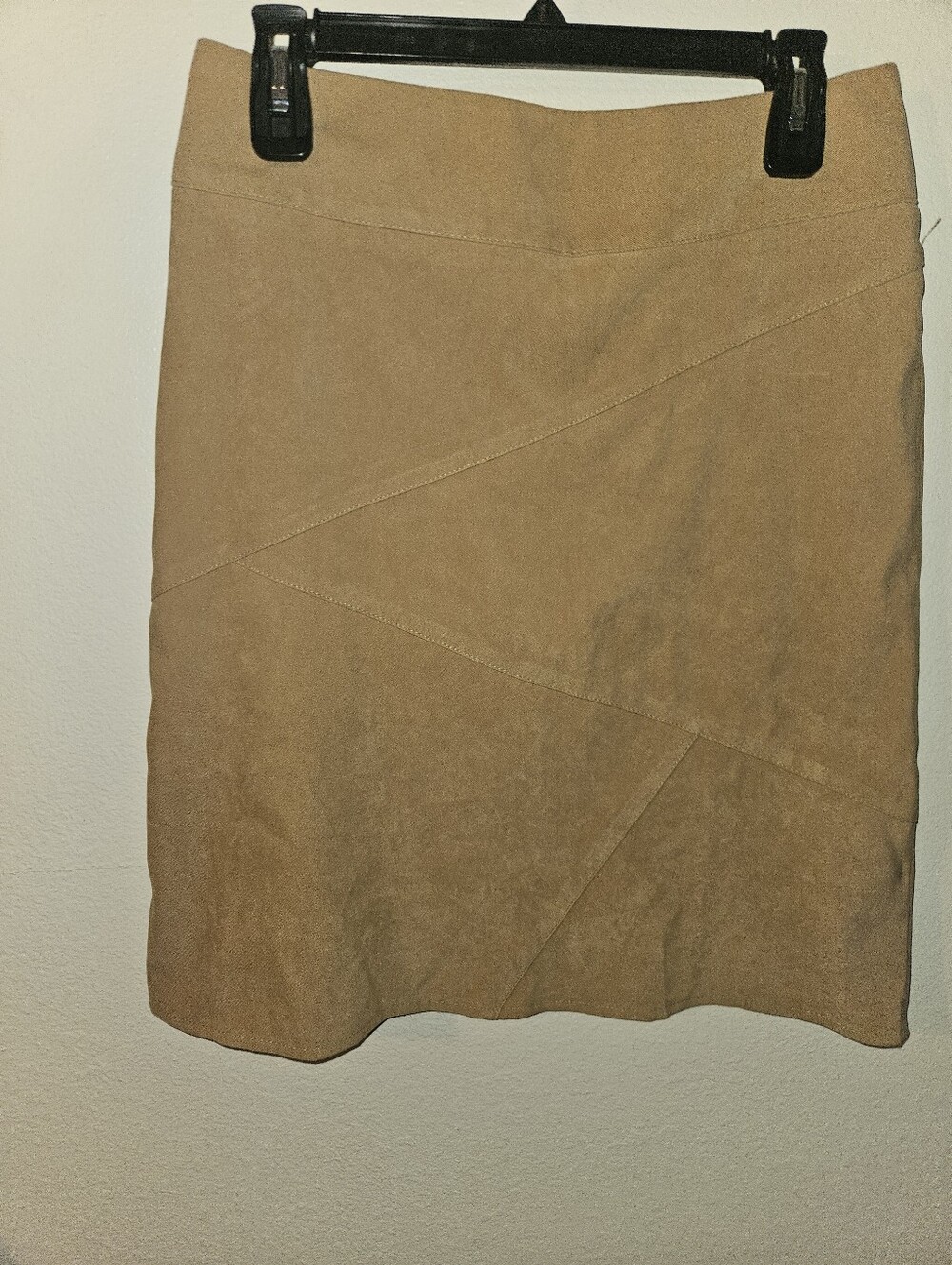 Dynamite Womans Tan Knee Length Skirt Size 7/8